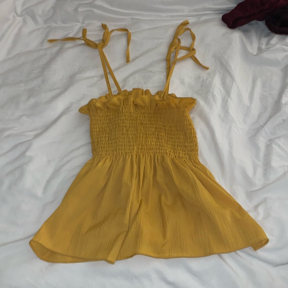 yellow top